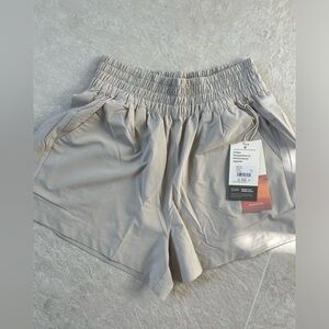 Vuori Villa Short